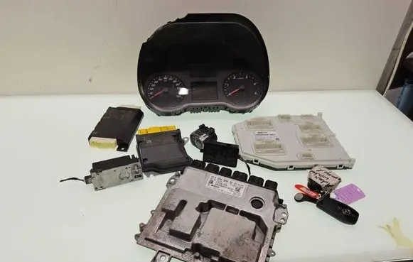 Mercedes-Benz Sprinter W907 W910 Engine control unit/module A6549003201 A6549018700 0281039606