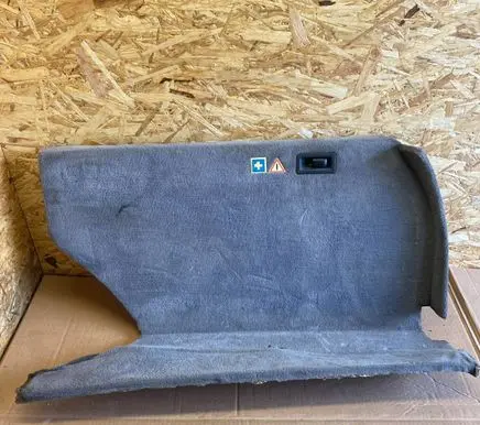Mercedes-Benz E W124 Other trunk/boot trim element 1246924489