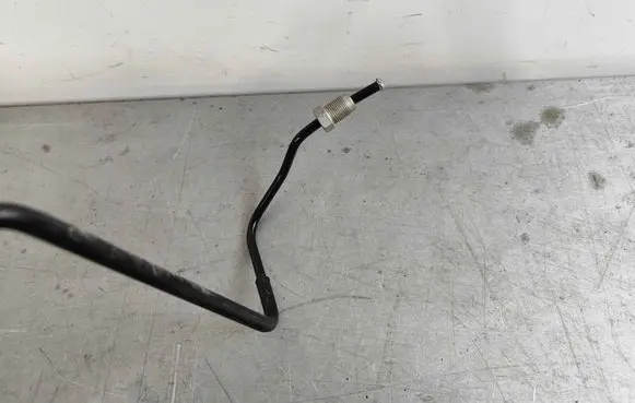 Volvo C40 Brake line pipe/hose 32302680 32333136