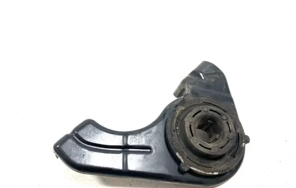 KIA Sorento Radiator mount bracket DM221