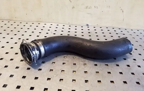 Toyota Avensis T250 Intercooler hose/pipe 32ACM061201