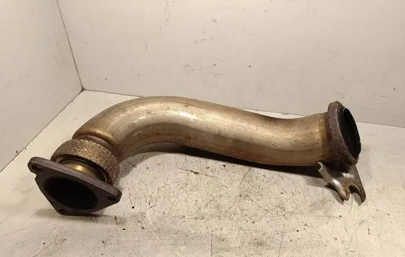 Jeep Grand Cherokee EGR valve line/pipe/hose
