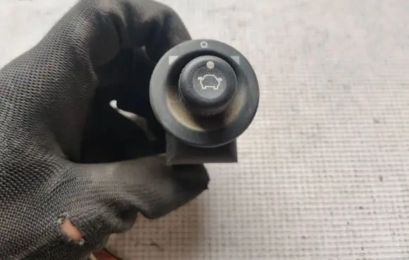 Ford Transit Wing mirror switch 93BG17B676BA K808X