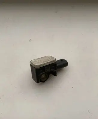 Audi A6 S6 C6 4F Airbag deployment crash/impact sensor 4F0959643B