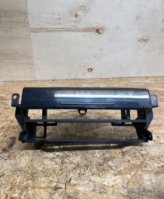 BMW 5 E39 Radio/GPS head unit trim 8184159 7037713 51457037713