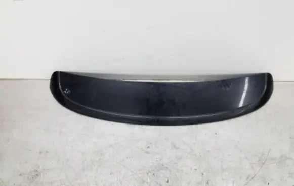 Tailgate/trunk spoiler