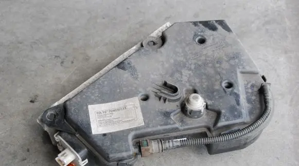 Citroen DS4 AdBlue liquid reservoir 967198128004