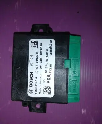 Peugeot Expert Other control units/modules 9819360080