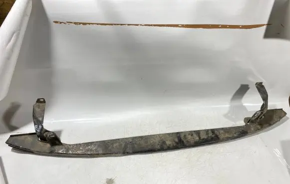 Volkswagen Golf V Bottom radiator support slam panel 1k0807093a