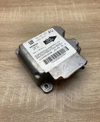 Opel Corsa B Airbag control unit/module 90532443 5WK4189