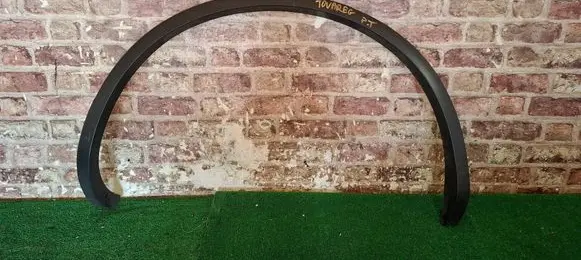 Volkswagen Touareg II Rear arch trim 7P6854820B
