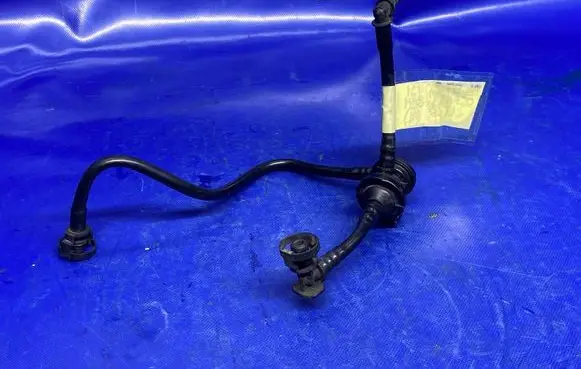 Audi A4 S4 B7 8E 8H Vacuum line/pipe/hose 06F133781M