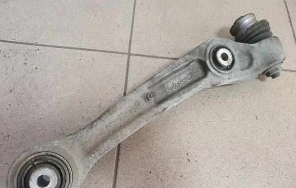 Audi A8 S8 D4 4H Front lower control arm/wishbone 4H0407156A