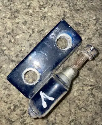 BMW 3 E30 Rear door upper hinge 1923936