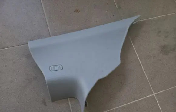 BMW 1 E82 E88 (D) pillar trim (bottom) 14121810 51432996106