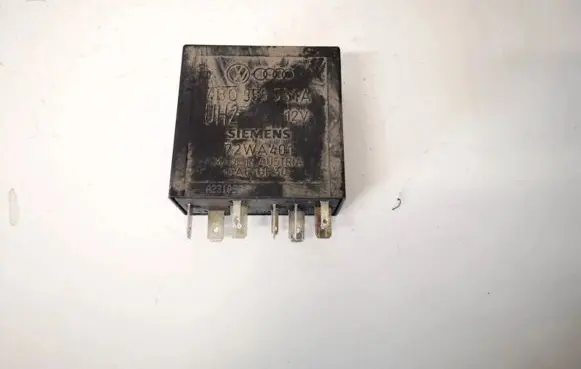 Volkswagen PASSAT B5 Other relay 4b0955531a