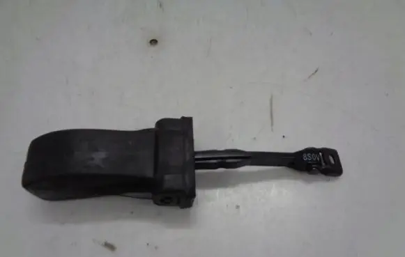 Audi TT TTS RS Mk3 8S Front door check strap stopper 8V5837267