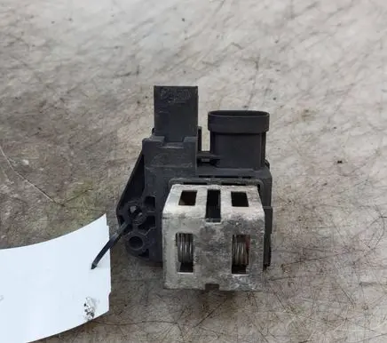 Citroen C3 Coolant fan relay 9662872380