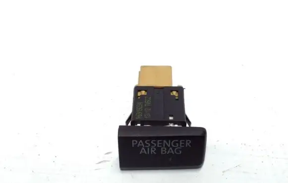 Volkswagen Touareg II Passenger airbag on/off switch 7P6919234