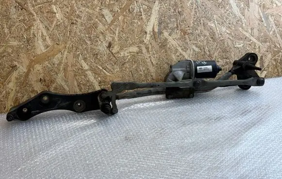 BMW 5 E60 E61 Front wiper linkage and motor 180063 180064
