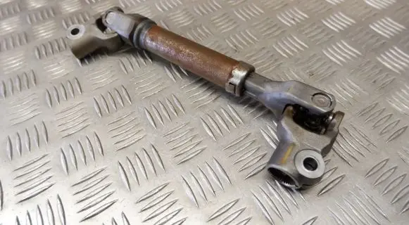 Toyota Prius (XW50) Steering column universal joint 4526047100