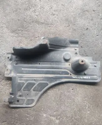 Volvo XC70 Rear underbody cover/under tray 31200365