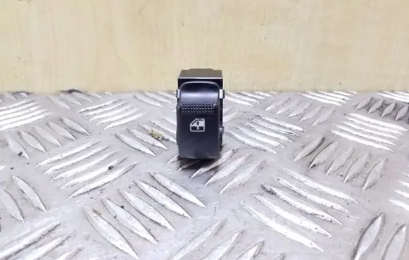 KIA Sorento Electric window control switch