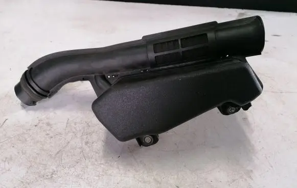 Intake resonator
