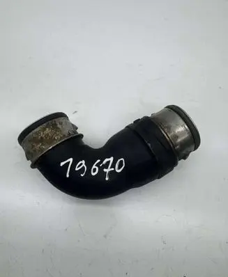 Volkswagen PASSAT B6 Intercooler hose/pipe 1T0145790B