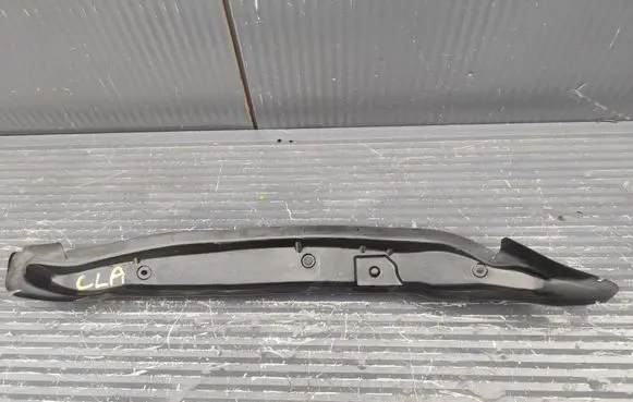 Mercedes-Benz CLA C118 X118 Fender end trim A1188890000