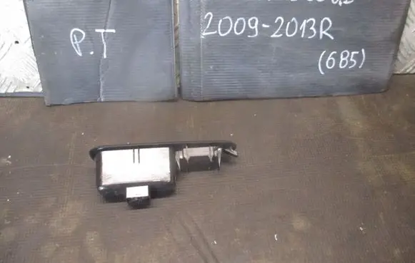 Peugeot 5008 Tailgate/trunk/boot open switch 