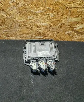 Peugeot 207 Engine control unit/module 9677013180
