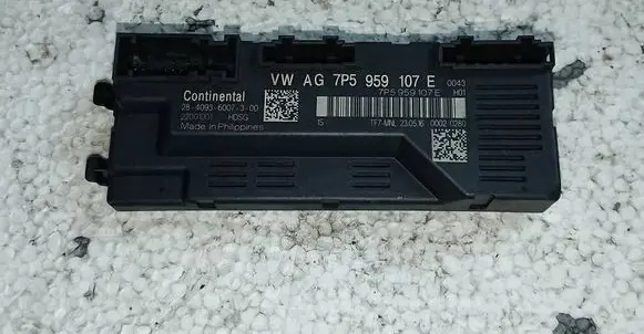 Porsche Macan (95B) Tailgate/trunk control unit/module 7P5959107E 2840936007300