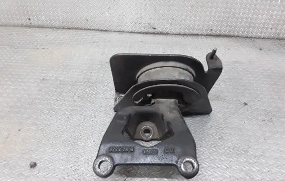 Fiat Idea Engine mount bracket 322A28B