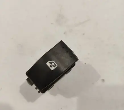 Renault Scenic II - Grand scenic II Electric window control switch 315027B