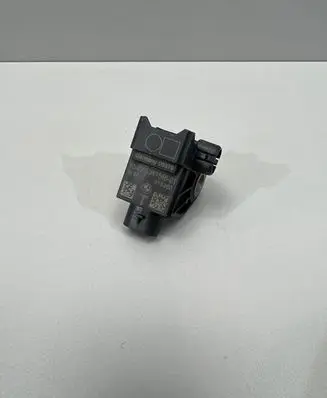 BMW M5 F90 Airbag deployment crash/impact sensor 9341546 913350