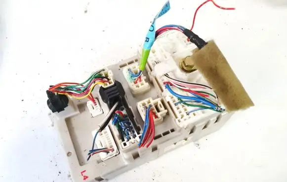 Toyota RAV 4 (XA20) Fuse box set 8273342080 82733-42080