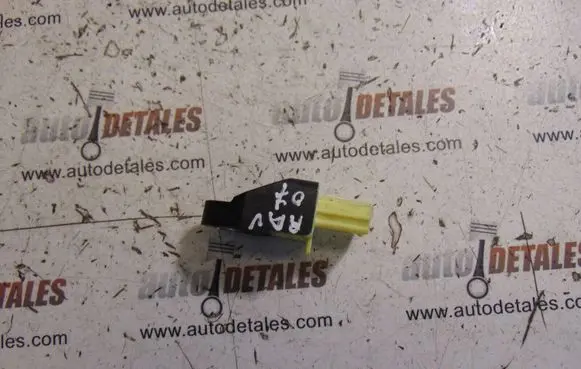 Toyota RAV 4 (XA30) Airbag deployment crash/impact sensor 8983142010