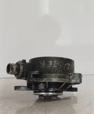 Vacuum pump