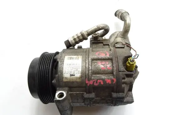 Mercedes-Benz C W204 Air conditioning (A/C) compressor (pump) A0022305011 8914405009 Z0006496A