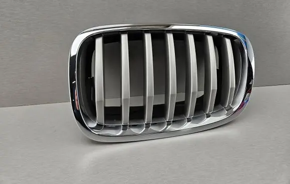BMW X5 E70 Front bumper upper radiator grill 7185223 51137185223