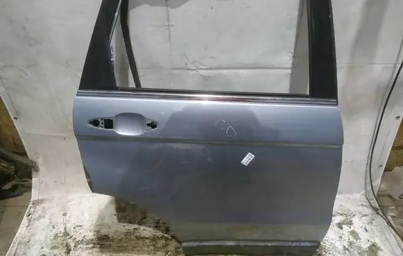 Honda CR-V Rear door PILKOS