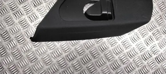 (C) pillar trim