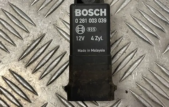 Iveco Daily 35 - 40.10 Glow plug pre-heat relay 0281003039