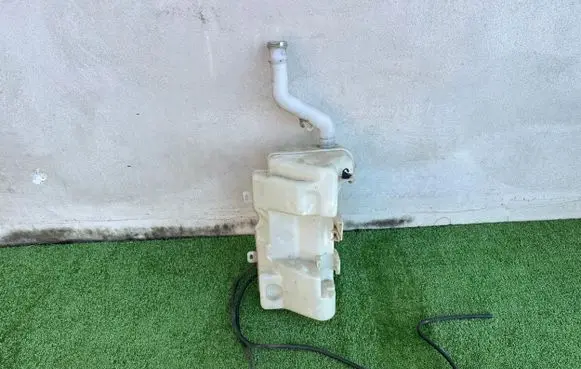 Mitsubishi Colt Windshield washer fluid reservoir/tank A4548600160