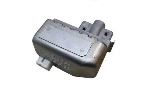 Toyota Corolla Verso AR10 Steering wheel lock 899980F01 450200F1
