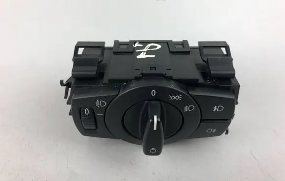 BMW 1 F20 F21 Light switch 6932794