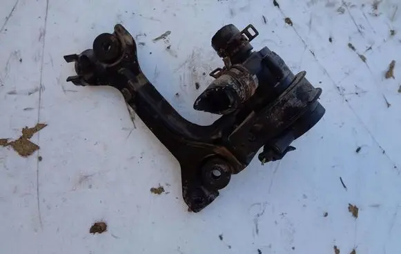 Volvo V40 Front control arm