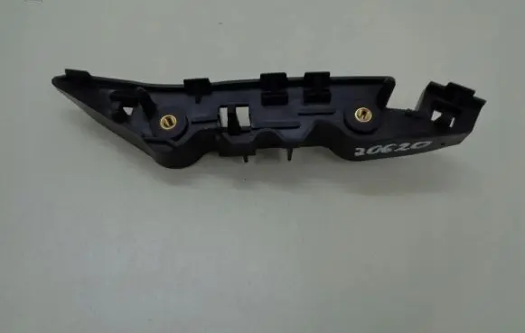 Ford S-MAX Front bumper mounting bracket 6M2117D958AE