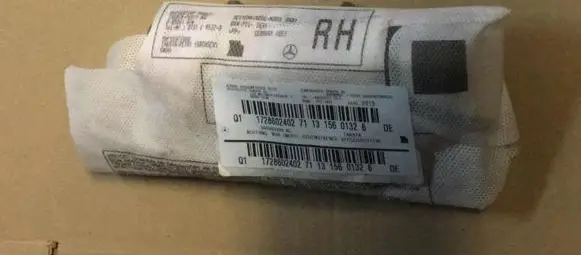 Mercedes-Benz SLK R172 Seat airbag A1728602402